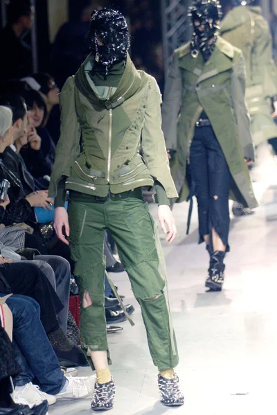 Look 2